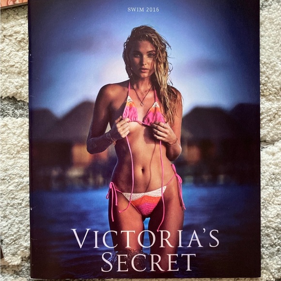 Lot of old Victoria’s Secret and Guess magazines - Picture 5 of 9